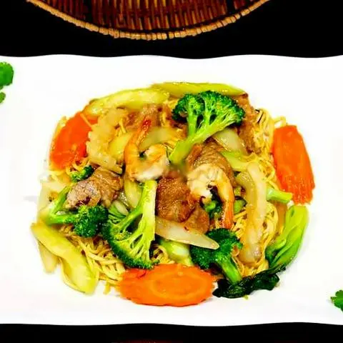 Hình ảnh Nui xào thập cẩm