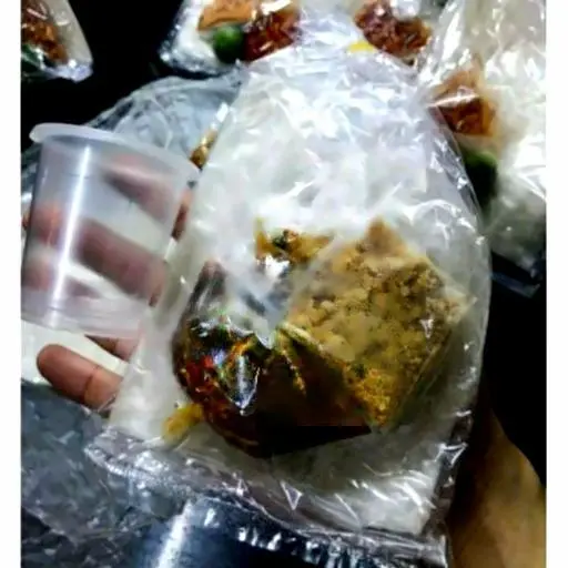 Hình ảnh Bánh tráng chấm me
