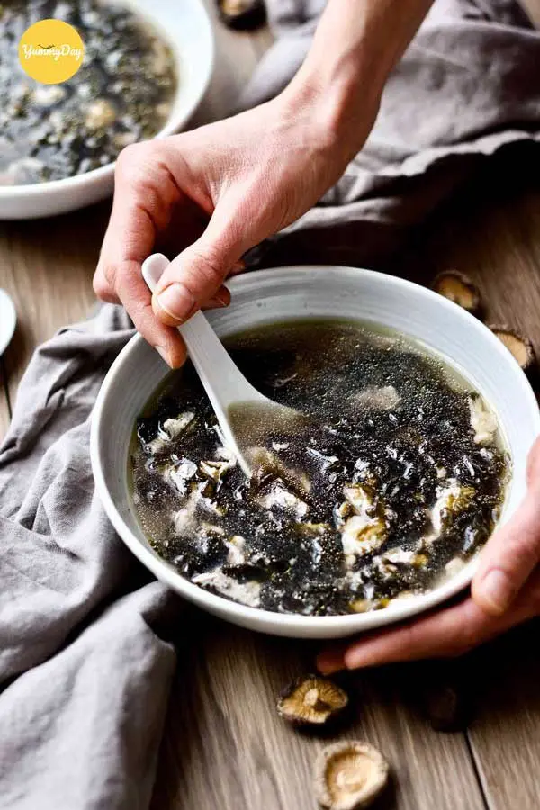 Hình ảnh Canh rong biển thịt bằm