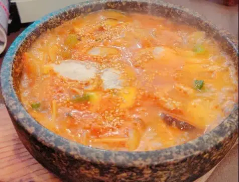 Hình ảnh Lẩu kim chi thập cẩm