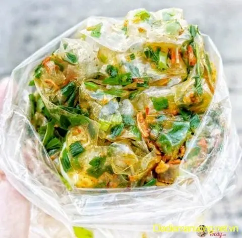 Hình ảnh Bánh Tráng Trộn Mỡ Hành (2trứng)