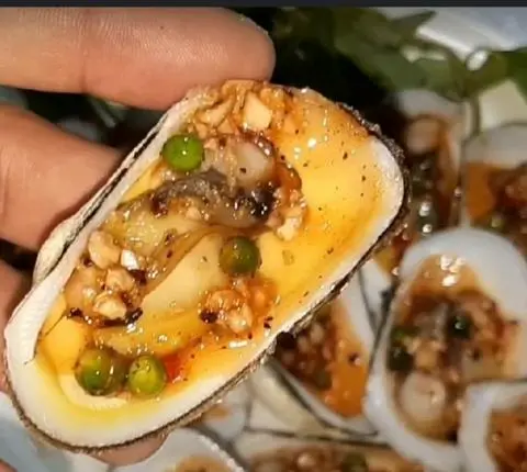 Hình ảnh Sò dẹo nướng tiêu