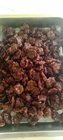 Hình ảnh cơm thịt kho tiêu, cải chua xào 