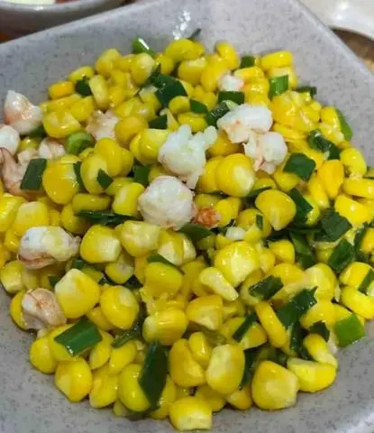 Hình ảnh răng mực xào bơ bắp 