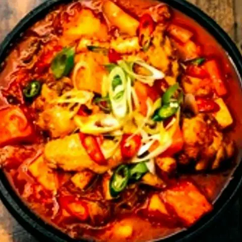Hình ảnh Gà hầm cay