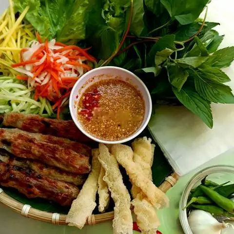 Hình ảnh Nem nướng phần