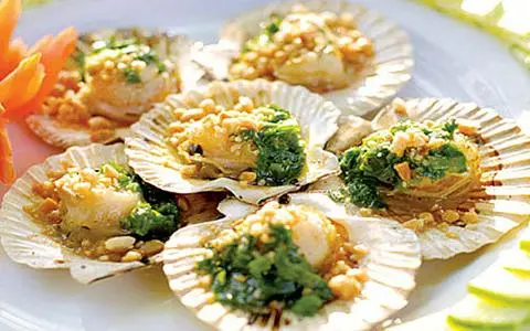 Hình ảnh sò điệp nướng sate
