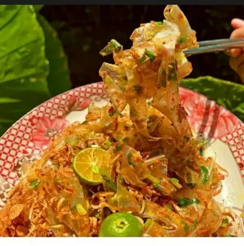 Hình ảnh Bánh tráng Sate dẻo Mỡ hành - Khách Trộn