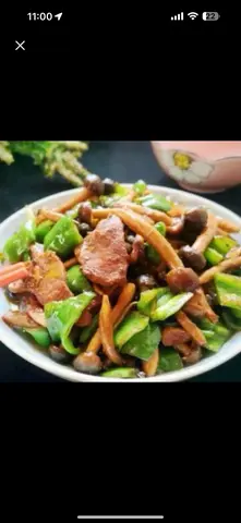 Hình ảnh Nấm lộc nhung xào sả ớt