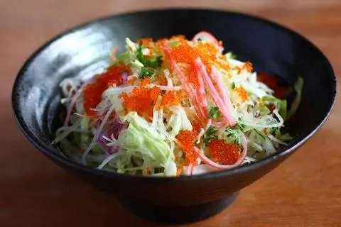 Hình ảnh SD5 - salad tôm và thanh cua