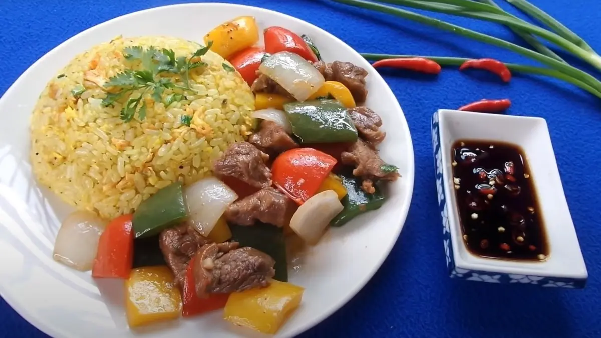 Hình ảnh Cơm chiên lúc lắc