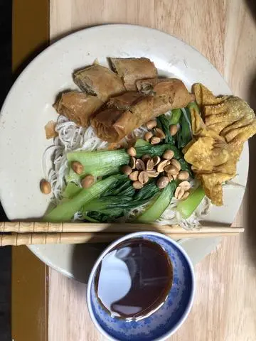 Hình ảnh Bún mì xào chay