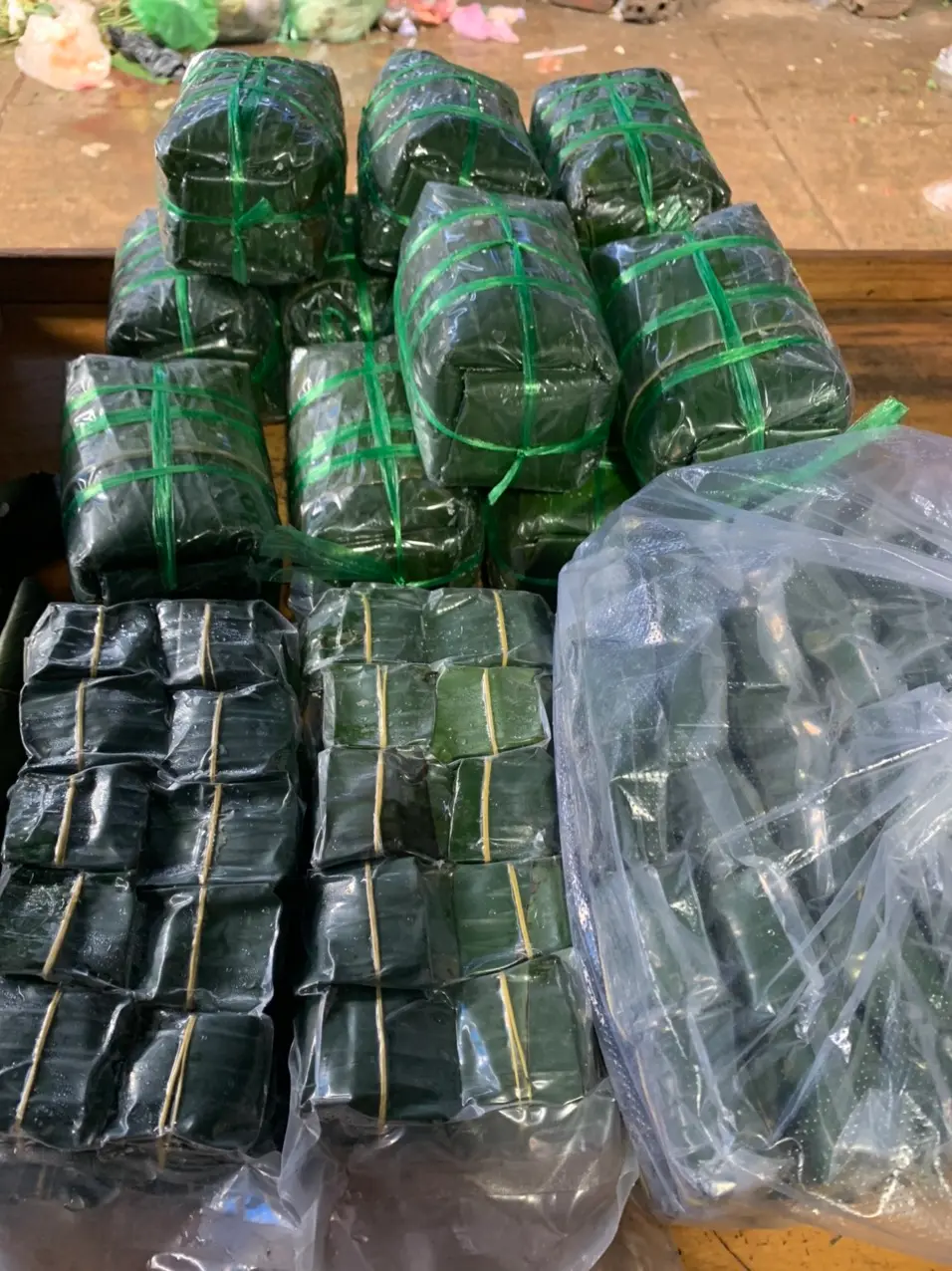 Hình ảnh Nem chua Bình Định loại ngon (1 cây~ 500gr)
