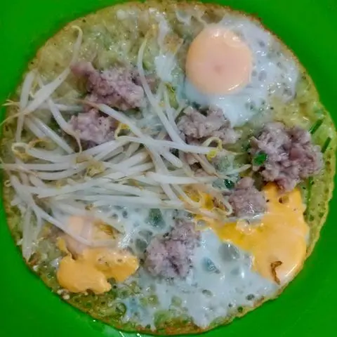 Hình ảnh Bánh Xèo Trứng Cút Thịt Bằm