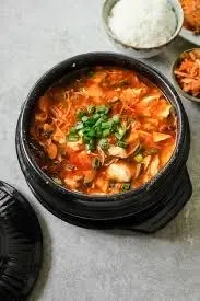 Hình ảnh Canh đậu phụ sundubu + cơm