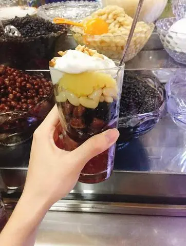 Hình ảnh chè thập cẩm sầu riêng