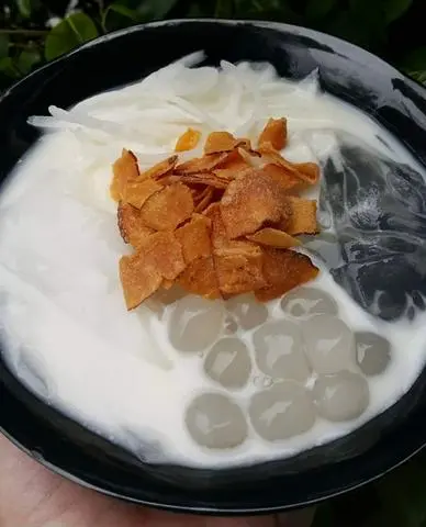 Hình ảnh chè dừa dầm sầu riêng
