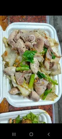 Hình ảnh Dồi trường xào cải chua