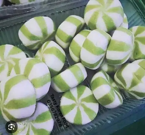 Hình ảnh Bánh bao trứng muối