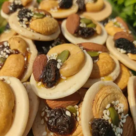 Hình ảnh Bánh đồng tiền mix hạt