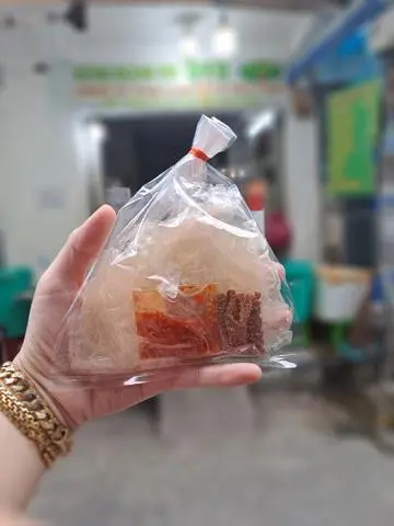 Hình ảnh Bánh tráng dẻo muối tôm
