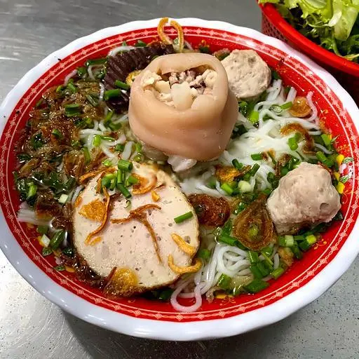 Hình ảnh Bún Giò Mọc Chả