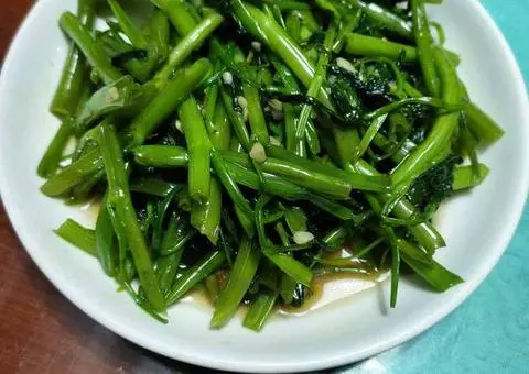 Hình ảnh Nước mắm bơ tỏi