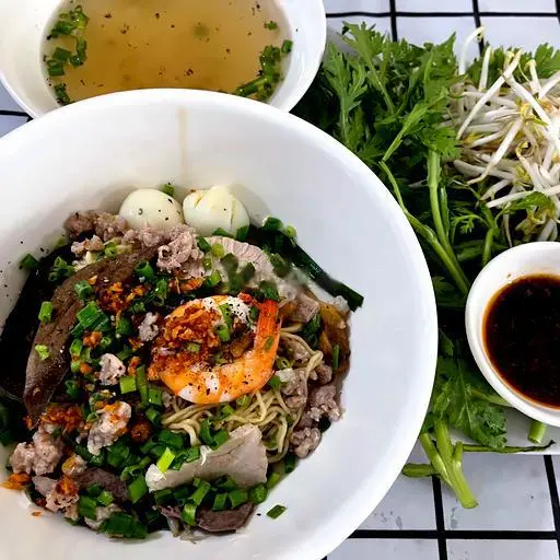 Hình ảnh Mì nam vang khô