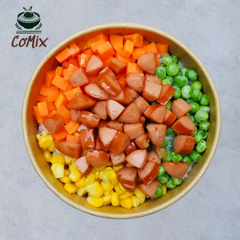 Hình ảnh Cơm Trộn Xúc Xích