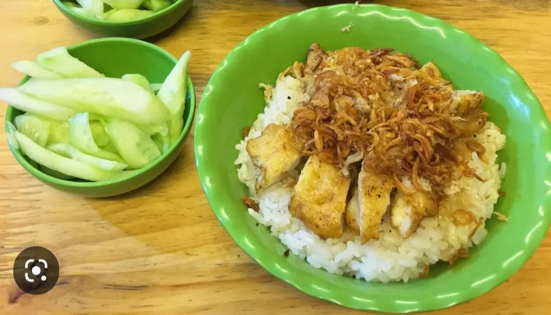 Hình ảnh XÔI CHẢ CÁ Nóng