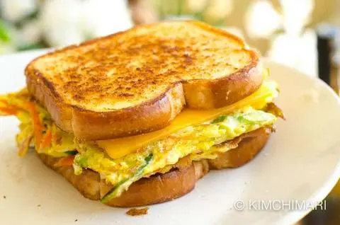 Hình ảnh Sandwich Thanh cua-Phô mai