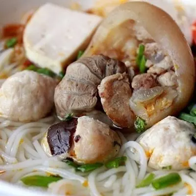 Hình ảnh Bún mọc chả - giò heo
