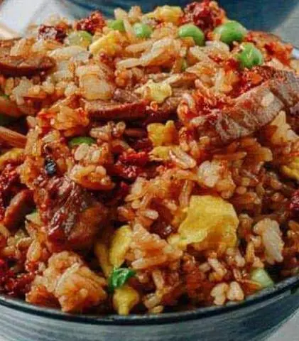 Hình ảnh Cơm chiên Singapore xá xíu gà