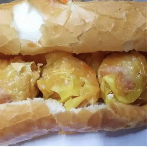 Hình ảnh Bánh mì xiú mại khô 