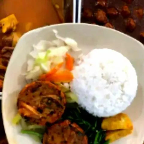 Hình ảnh Cơm chả quế chay