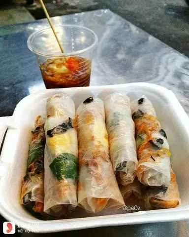 Hình ảnh bánh tráng cuốn bò đen