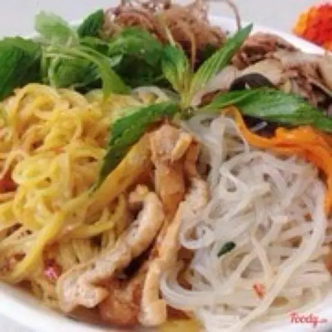 Hình ảnh Bún trộn sốt Thái chay