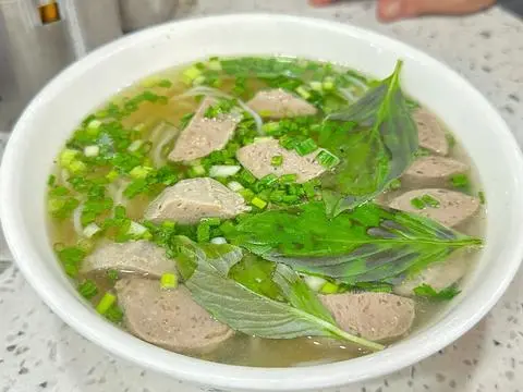 Hình ảnh Bún bò viên
