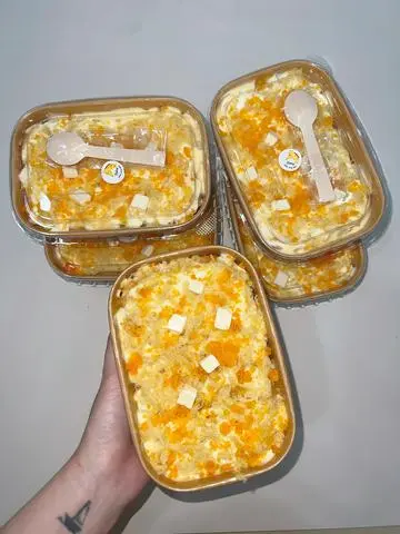 Hình ảnh Bông lan trứng muối Tramcake