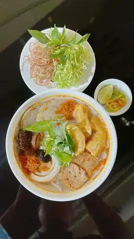 Hình ảnh Bún Huế chay