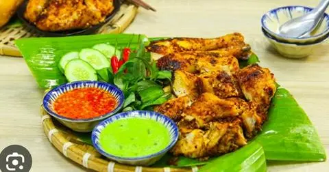 Hình ảnh nữa con gà nướng mật ong 