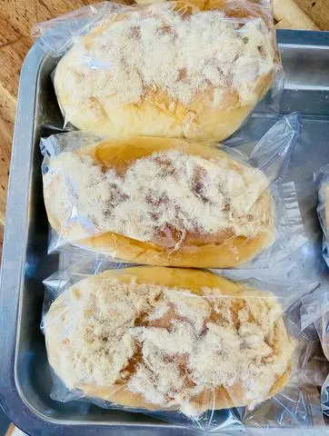 Hình ảnh Banh mỳ mặn  nhân phô mai 