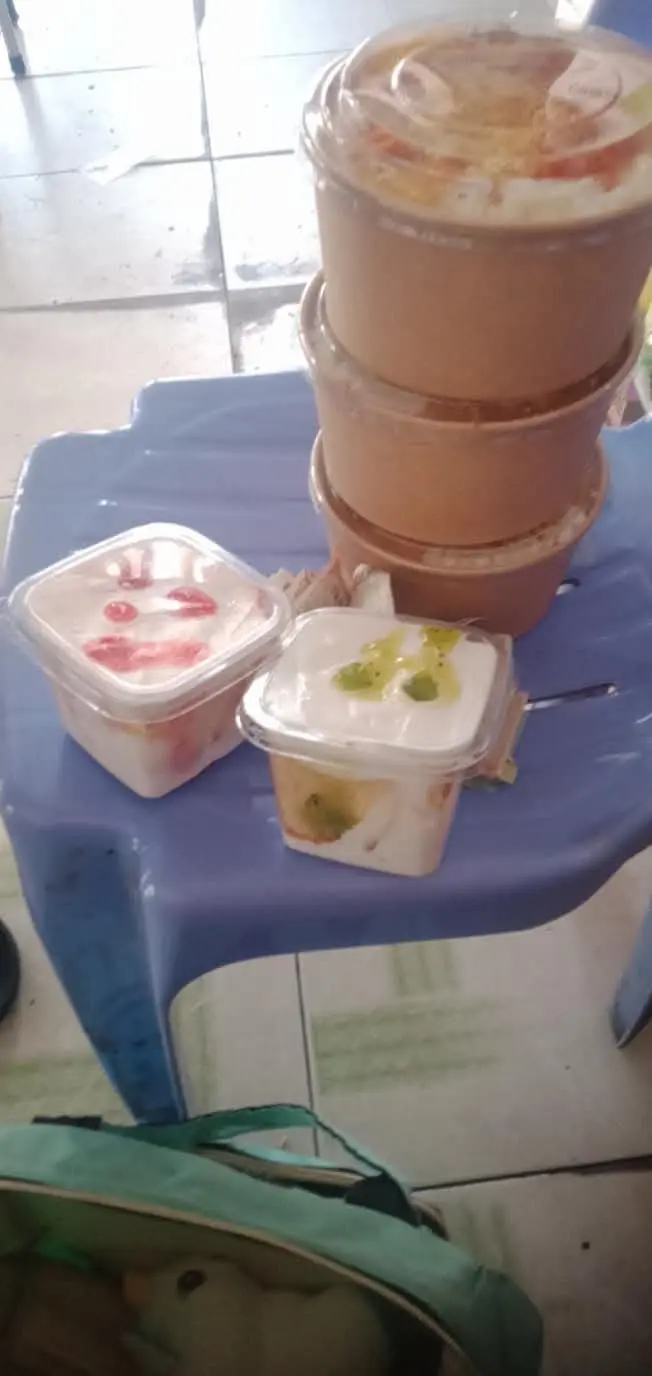 Hình ảnh Bánh kem - hộp vừa ăn