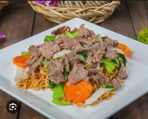 Hình ảnh Mì Xào Mềm Bò