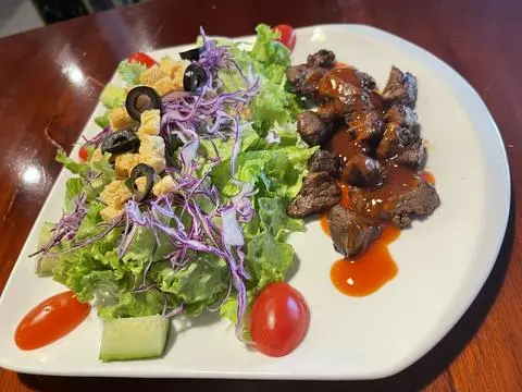 Hình ảnh Salad bò sốt chua cay