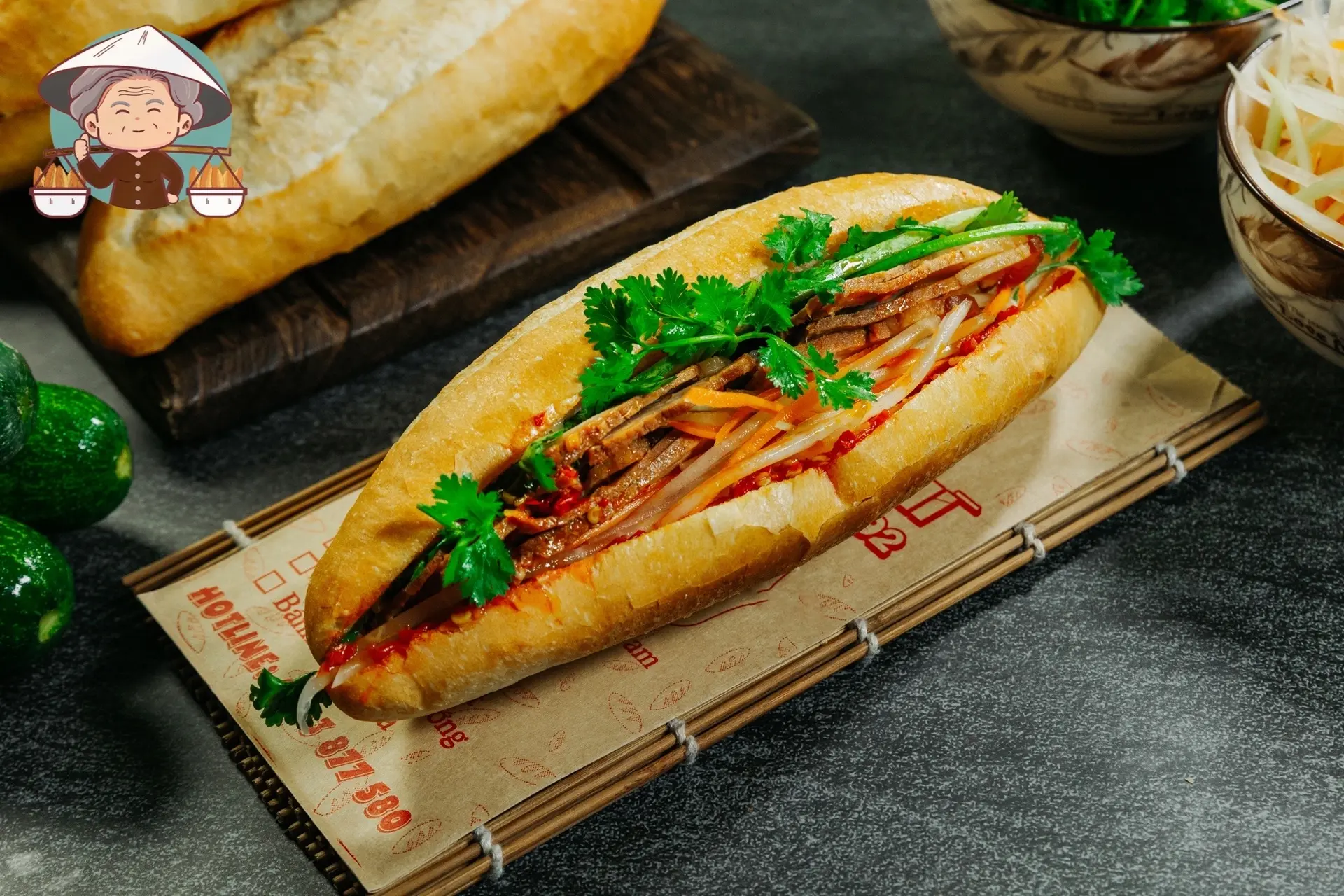 Hình ảnh Bánh mì xá xíu