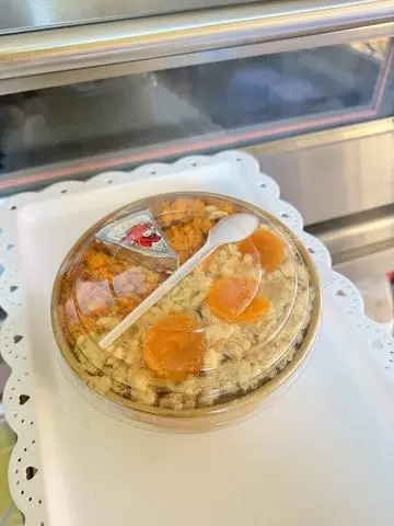 Hình ảnh Bông lan trứng muối lớn