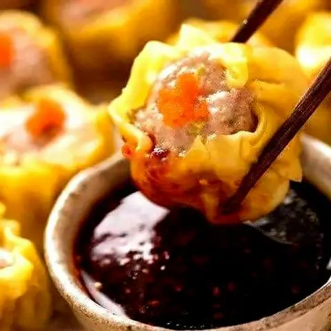 Hình ảnh 3 viên xíu mại chiên