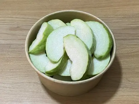 Hình ảnh Ổi cắt miếng - Hộp 500gr