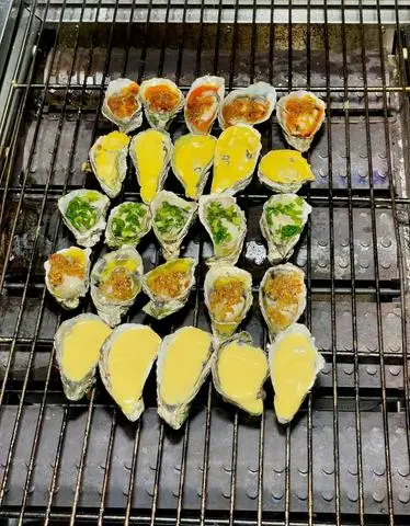 Hình ảnh hàu sữa nướng tiêu xanh 10 con